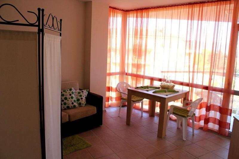 Apartcomplex Perla Napospart Szoba fotó